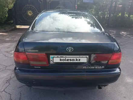 Toyota Carina E 1997 года за 1 500 000 тг. в Алматы – фото 3