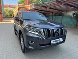 Toyota Land Cruiser Prado 2021 года за 22 900 000 тг. в Актобе – фото 2