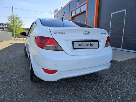 Hyundai Accent 2014 года за 4 000 000 тг. в Кокшетау – фото 4