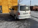 Volkswagen Multivan 2006 года за 7 999 999 тг. в Караганда – фото 4