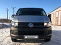 Volkswagen Caravelle 2015 года за 16 000 000 тг. в Уральск