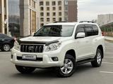 Toyota Land Cruiser Prado 2011 года за 12 900 000 тг. в Астана – фото 2