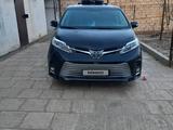 Toyota Sienna 2015 года за 12 500 000 тг. в Жанаозен