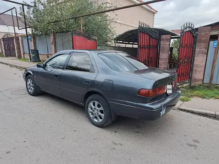 Toyota Camry 2000 года за 2 800 000 тг. в Алматы