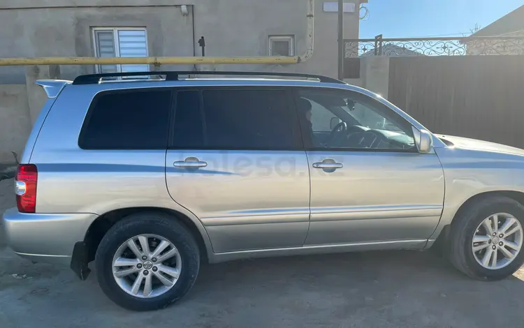 Toyota Highlander 2005 года за 6 500 000 тг. в Актау