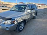 Toyota Highlander 2005 года за 6 000 000 тг. в Актау – фото 4