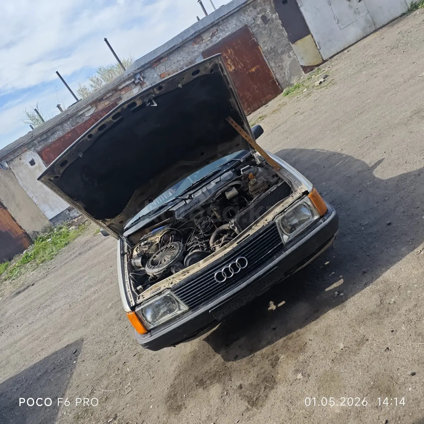 Audi 100, 1988