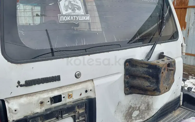 Задний двери за 30 000 тг. в Талгар