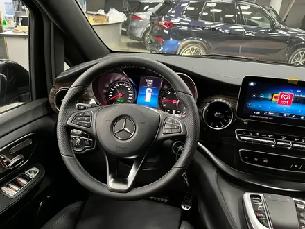 Mercedes-Benz V 300 2022 года за 73 000 000 тг. в Алматы – фото 13