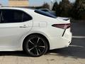 Toyota Camry 2018 года за 11 000 000 тг. в Актау – фото 3