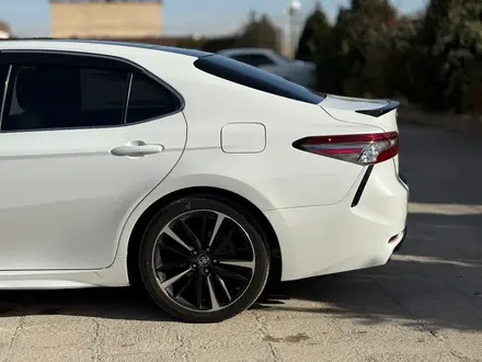 Toyota Camry 2018 года за 11 000 000 тг. в Актау – фото 3