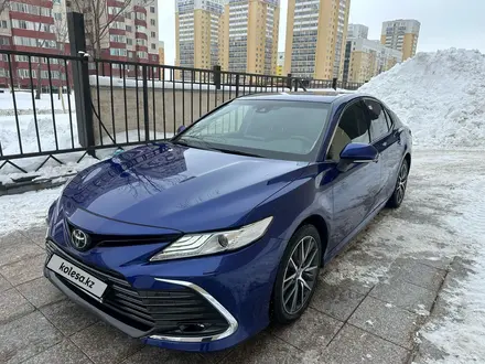 Toyota Camry 2023 года за 17 200 000 тг. в Атырау – фото 4