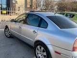 Volkswagen Passat 2001 годаүшін2 000 000 тг. в Жанаозен