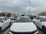 Hyundai Elantra 2024 года за 8 300 000 тг. в Алматы – фото 2