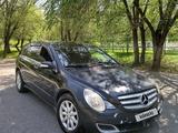 Mercedes-Benz R 350 2005 года за 5 000 000 тг. в Алматы