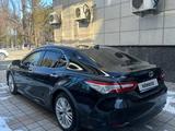 Toyota Camry 2018 года за 16 000 000 тг. в Алматы – фото 4