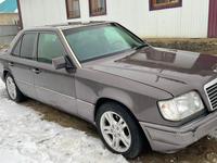 Mercedes-Benz E 200 1994 годаfor1 400 000 тг. в Кызылорда