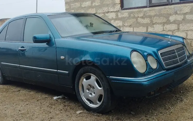 Mercedes-Benz E 230 1996 годаүшін1 100 000 тг. в Атырау