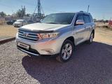 Toyota Highlander 2011 года за 14 500 000 тг. в Караганда – фото 2