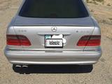 Mercedes-Benz E 55 AMG 1998 годаүшін3 300 000 тг. в Актау – фото 2