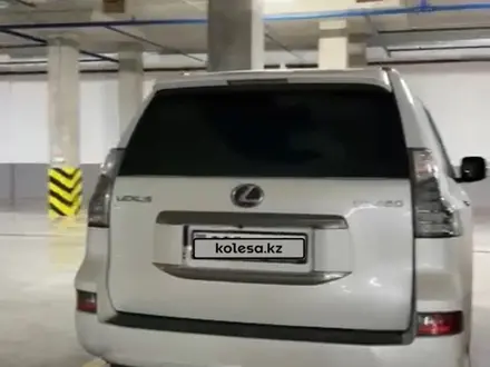 Lexus GX 460 2022 года за 47 500 000 тг. в Астана