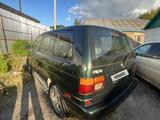 Mazda MPV 1996 года за 1 600 000 тг. в Караганда – фото 2