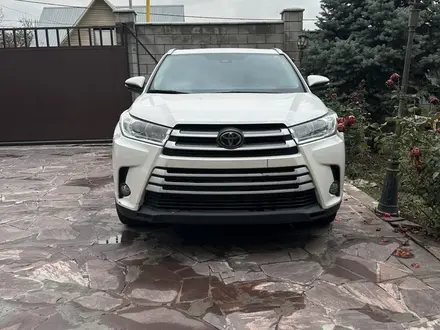 Toyota Highlander 2019 года за 13 500 000 тг. в Алматы – фото 5