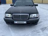 Mercedes-Benz C 200 1999 годаүшін3 850 000 тг. в Атырау – фото 2