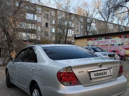 Toyota Camry 2005 года за 5 180 000 тг. в Павлодар – фото 2