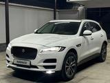 Jaguar F-Pace 2017 годаfor23 000 000 тг. в Алматы