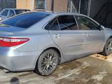 Toyota Camry 2015 годаүшін7 500 000 тг. в Шымкент – фото 3