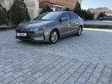 Hyundai Elantra 2020 годаfor9 500 000 тг. в Актау