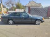 Mercedes-Benz E 200 1995 годаfor770 000 тг. в Шымкент – фото 5