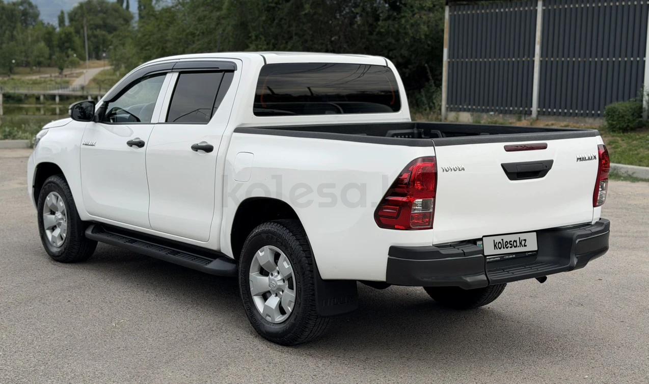 Toyota Hilux