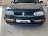 Volkswagen Golf 1994 годаүшін2 300 000 тг. в Туркестан