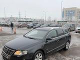 Volkswagen Passat 2010 года за 3 800 000 тг. в Астана – фото 4