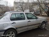 Volkswagen Vento 1993 года за 1 100 000 тг. в Уральск – фото 5