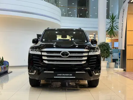 Toyota Land Cruiser Premium 2025 года за 74 890 000 тг. в Астана – фото 3