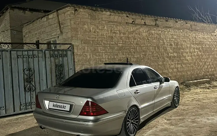 Mercedes-Benz S 320 1999 годаfor4 500 000 тг. в Актау