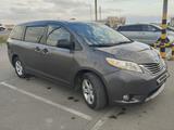 Toyota Sienna 2014 годаfor13 000 000 тг. в Актау – фото 3