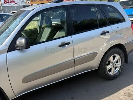Toyota RAV4 2002 года за 4 500 000 тг. в Алматы – фото 3