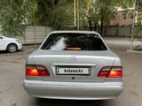 Mercedes-Benz E 280 2001 годаfor6 000 000 тг. в Алматы – фото 4