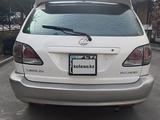 Lexus RX 300 2001 годаүшін4 800 000 тг. в Алматы – фото 2