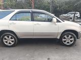 Lexus RX 300 2001 годаүшін4 800 000 тг. в Алматы – фото 3
