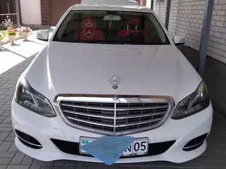 Mercedes-Benz E 200
