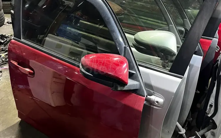 ДВЕРЬ ПЕРЕДНЯЯ ПРАВАЯ ТОЙОТА ФОРАННЕР 285 за 5 000 тг. в Алматы