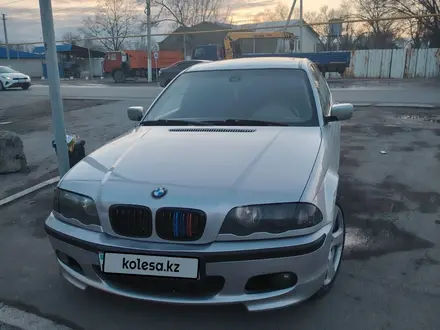 BMW 328 1998 года за 3 500 000 тг. в Алматы – фото 2
