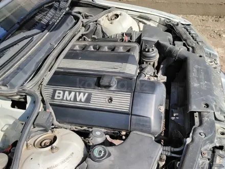 BMW 328 1998 года за 3 500 000 тг. в Алматы – фото 8