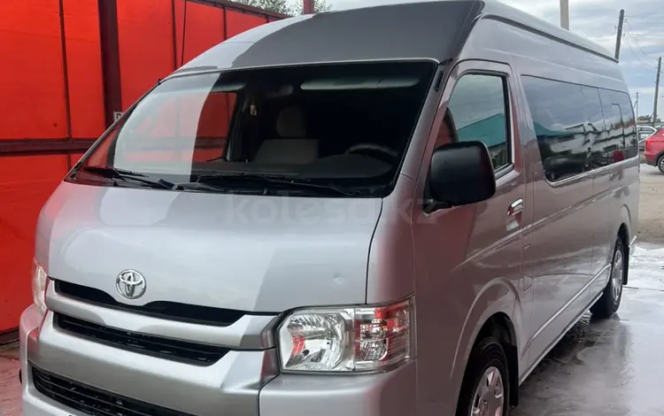 Toyota Hiace 2014 года за 16 500 000 тг. в Актау