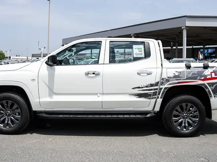 Mitsubishi L200 DC Invite 2026 года за 11 410 690 тг. в Алматы – фото 12